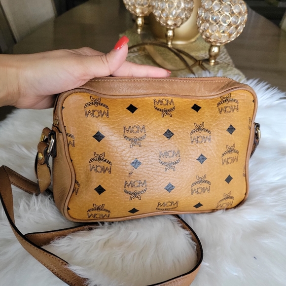 100% Authentic congnac MCM vintage crossbody bag - Picture 2 of 15